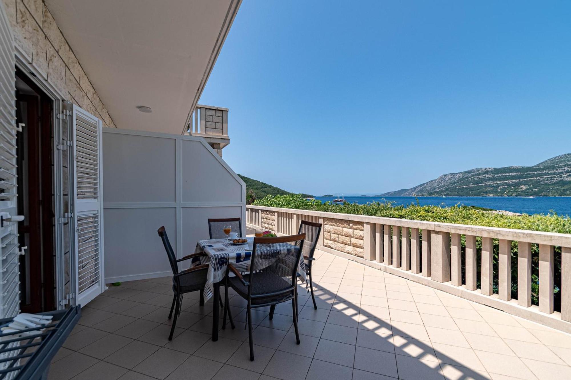 Apartments By The Sea Tri Zala, Korcula - 9237 Zrnovo 외부 사진